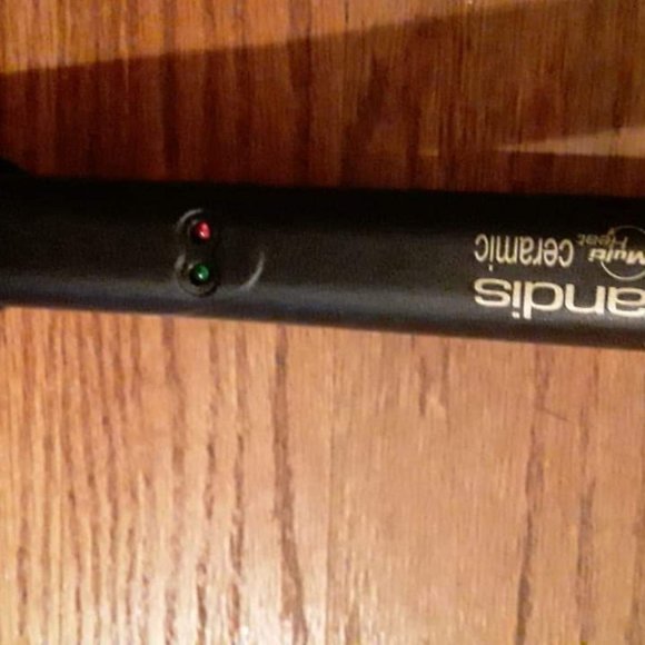 Andis professional ceramic flat iron new - Picture 3 of 6